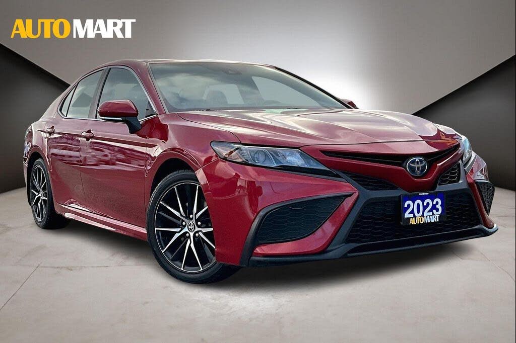 2023 Toyota Camry Hybrid SE FWD