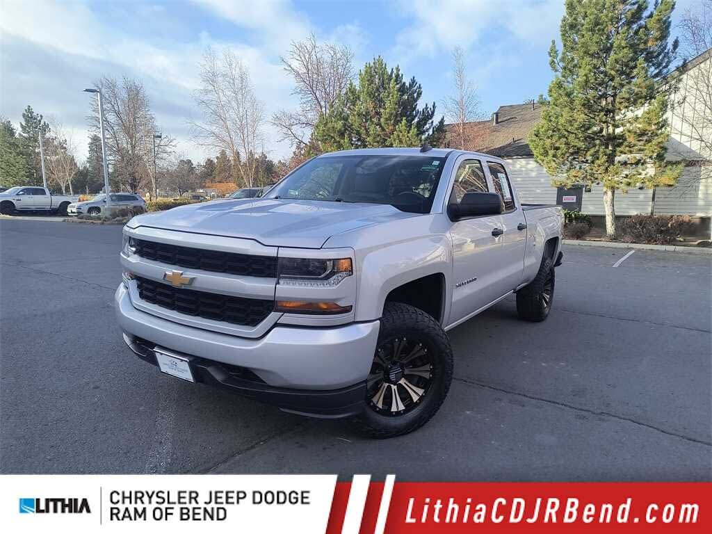 2018 Chevrolet Silverado 1500 Custom Double Cab 4WD