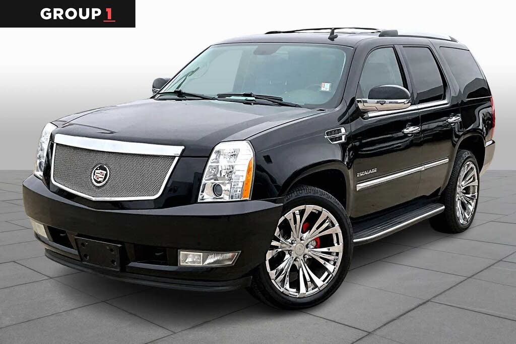 2011 Cadillac Escalade Luxury RWD
