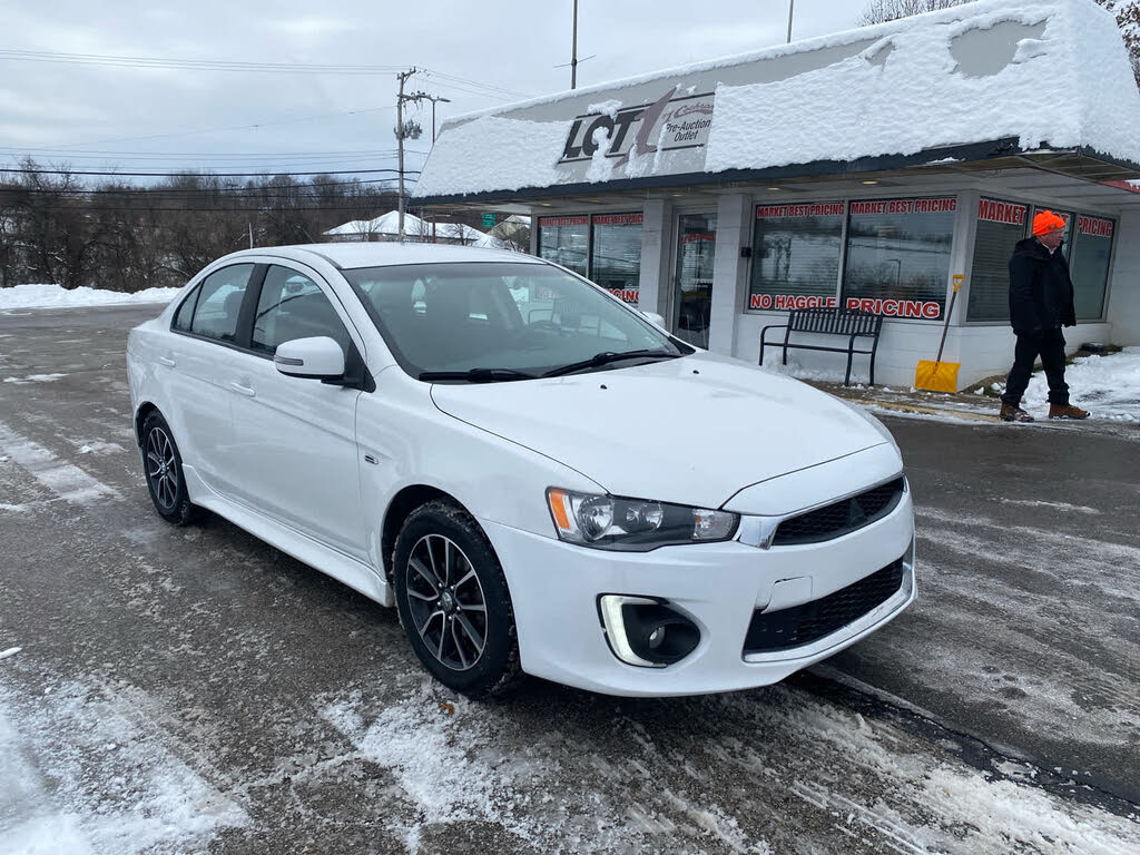 2017 Mitsubishi Lancer ES