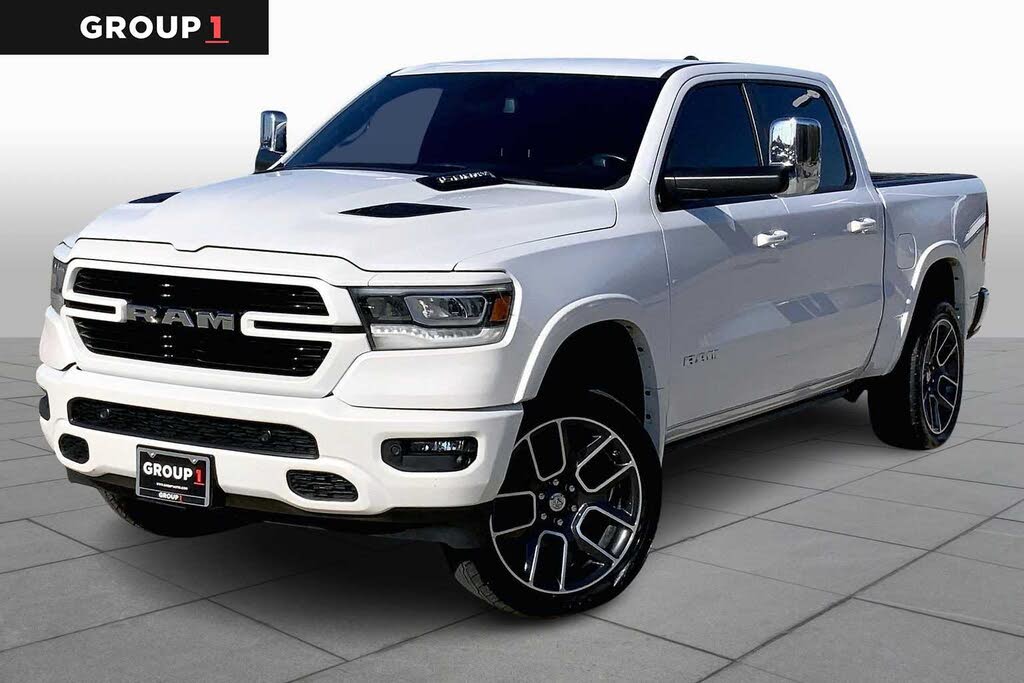 2019 RAM 1500 Laramie Crew Cab 4WD
