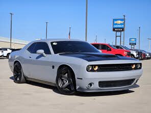 Dodge Challenger R/T Scat Pack RWD