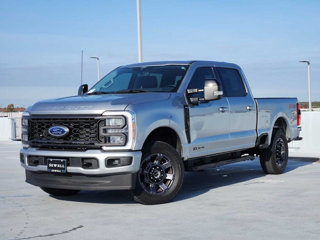 2024 Ford F-250 Super Duty Lariat Crew Cab 4WD