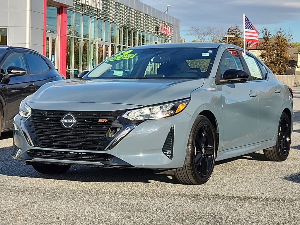 2024 Nissan Sentra SR FWD