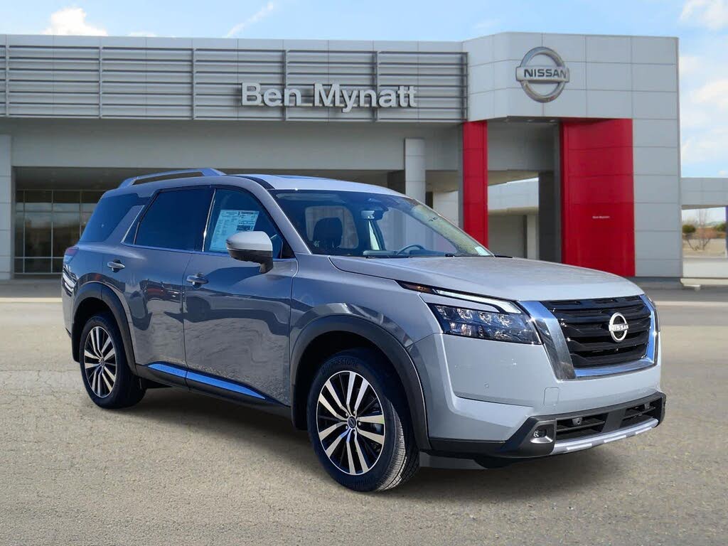 2025 Nissan Pathfinder Platinum 4WD