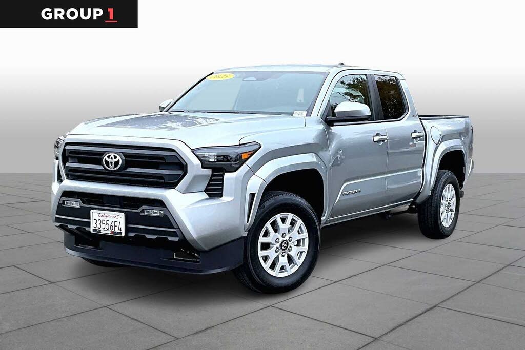 2025 Toyota Tacoma SR5 Double Cab 4WD