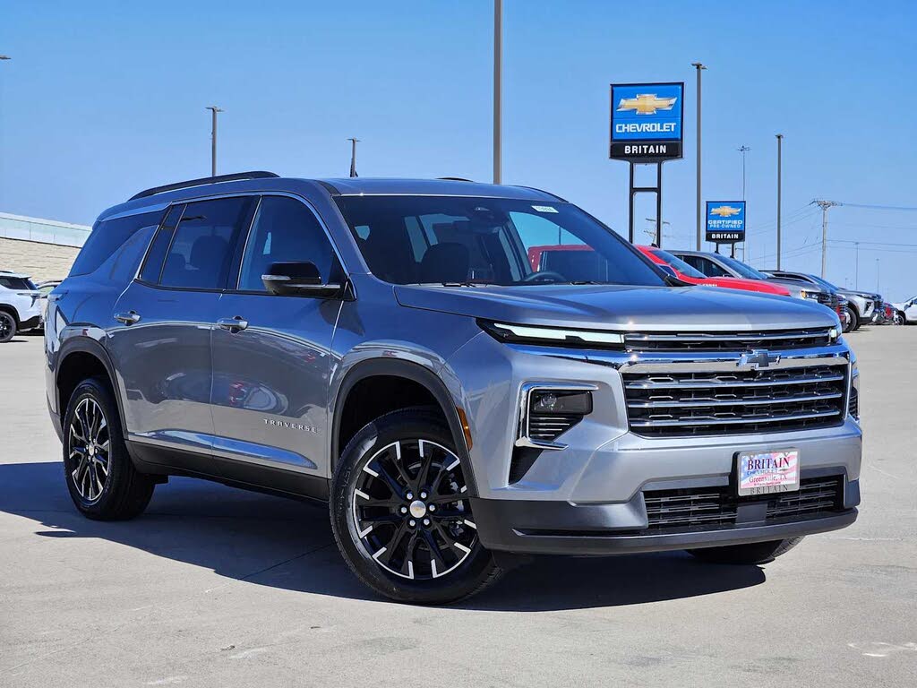 2026 Chevrolet Traverse LT FWD