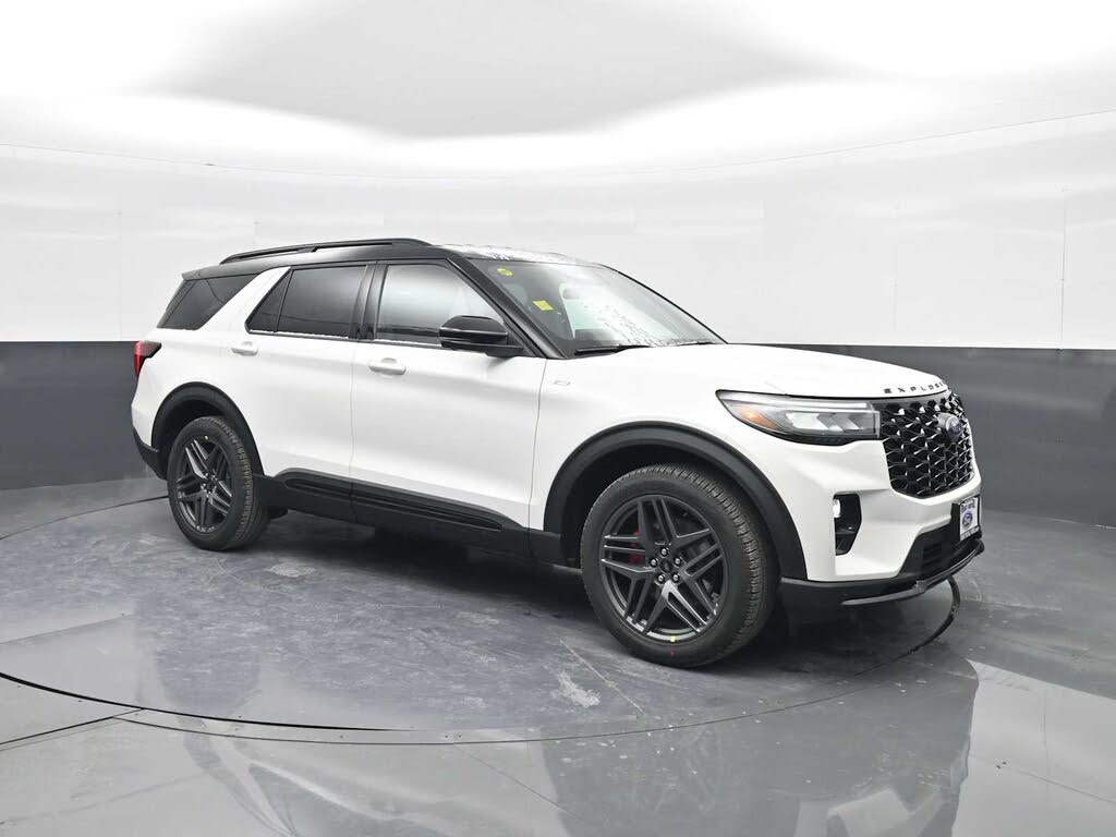 2026 Ford Explorer ST-Line AWD