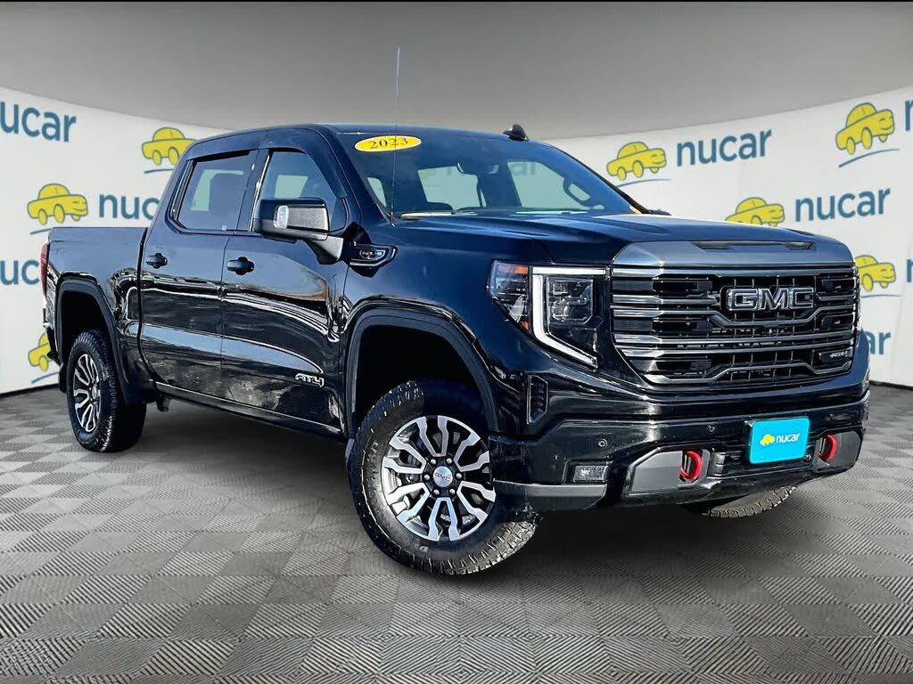 2023 GMC Sierra 1500 AT4 Crew Cab 4WD