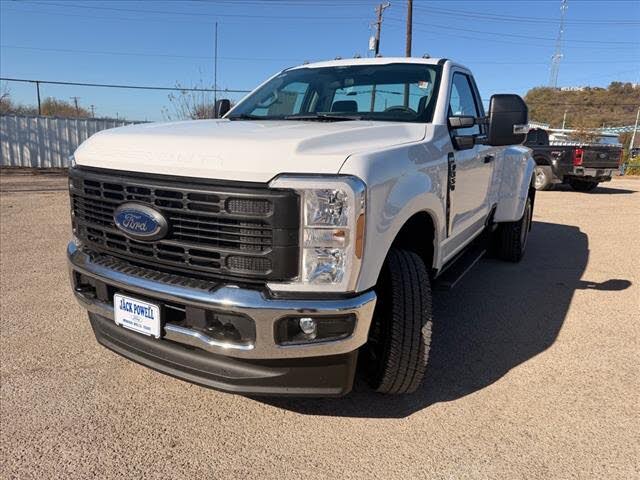 2026 Ford F-350 Super Duty XL Regular LB DRW 4WD
