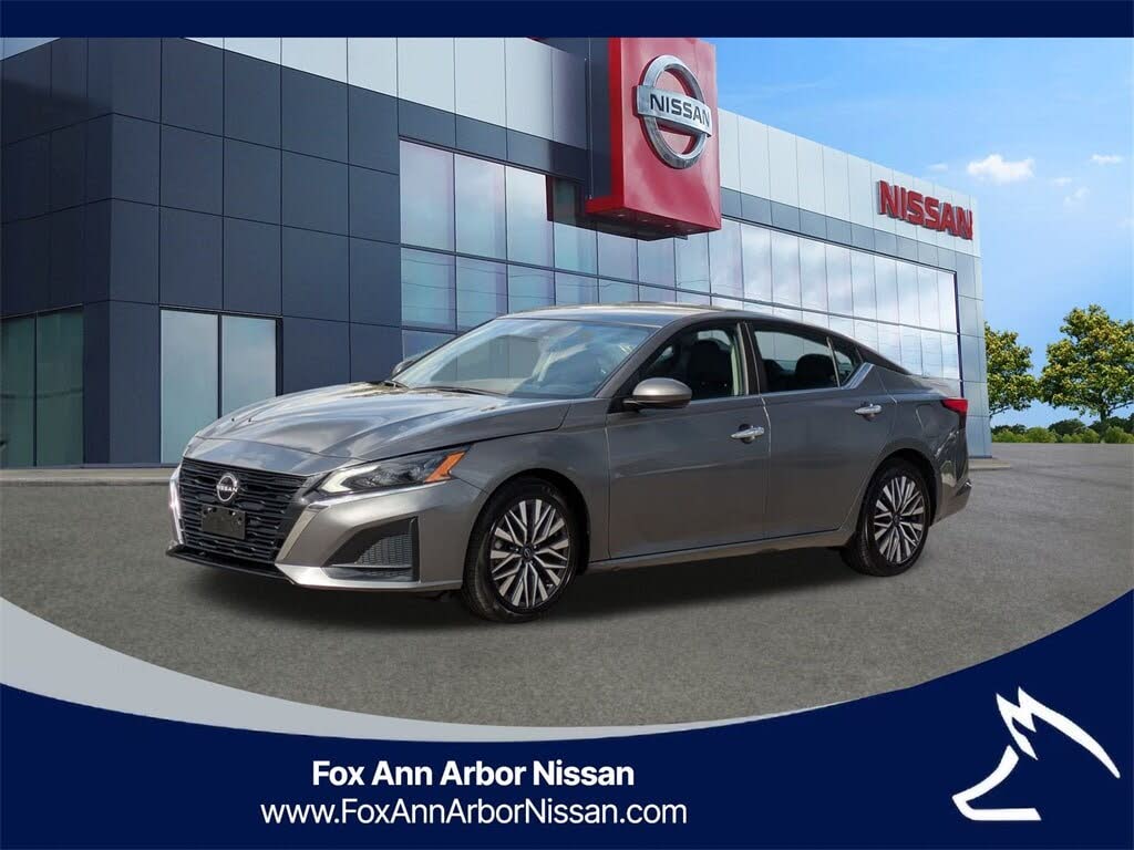 2023 Nissan Altima 2.5 SV FWD