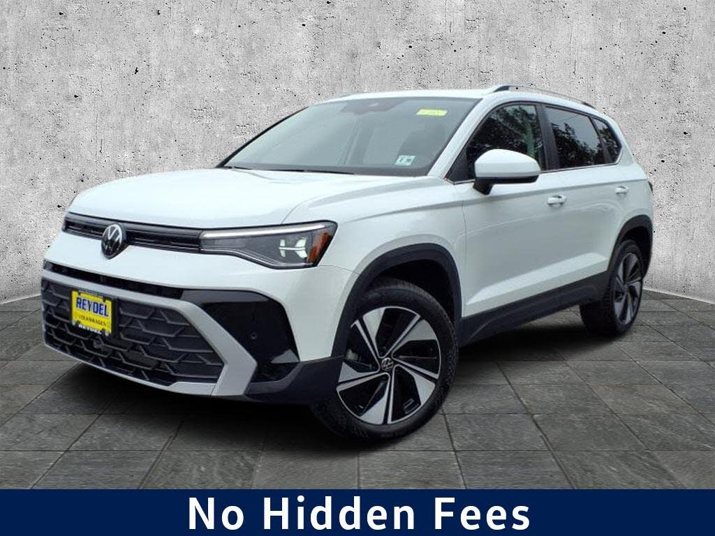 2025 Volkswagen Taos SE 4Motion