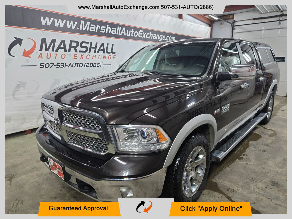 2017 RAM 1500 Laramie Crew Cab 4WD
