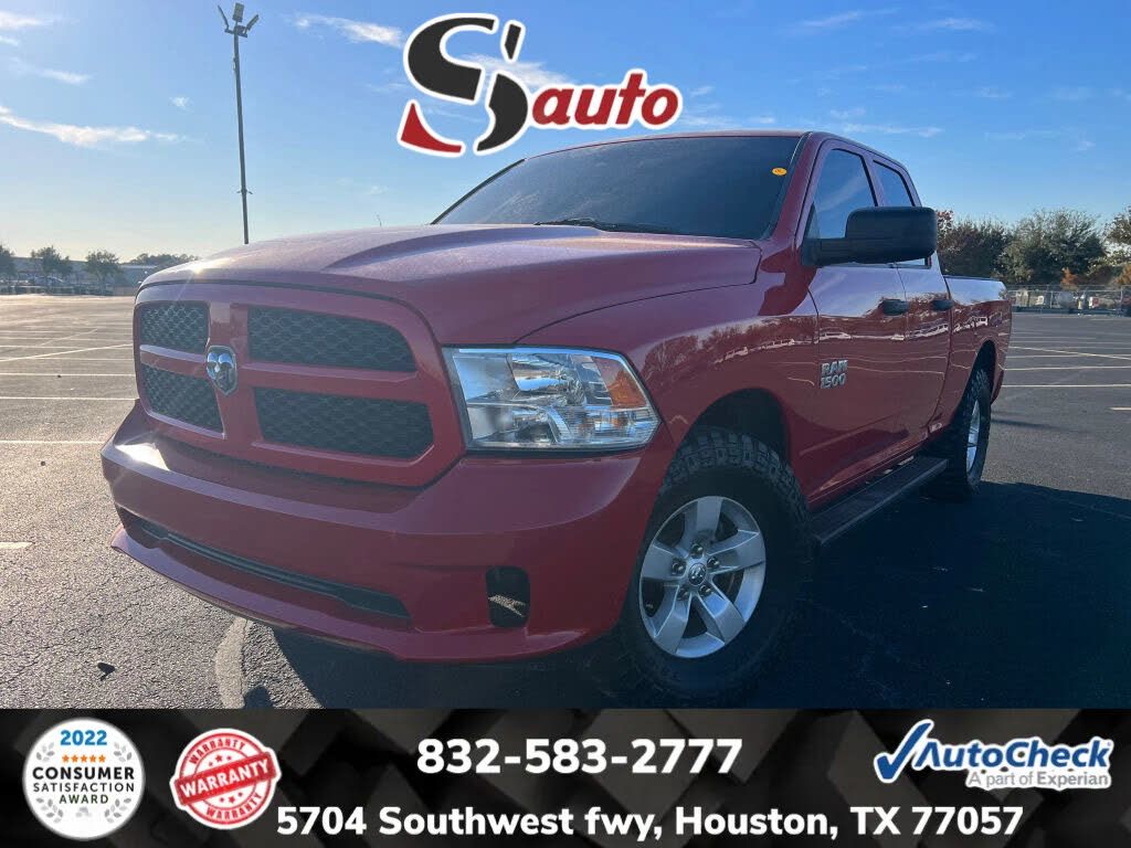 2017 RAM 1500 Express Quad Cab 4WD
