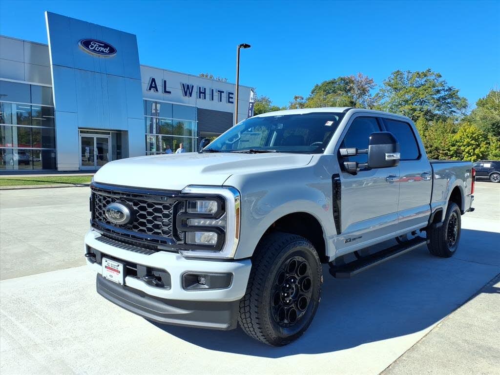 2026 Ford F-250 Super Duty Lariat Crew Cab 4WD