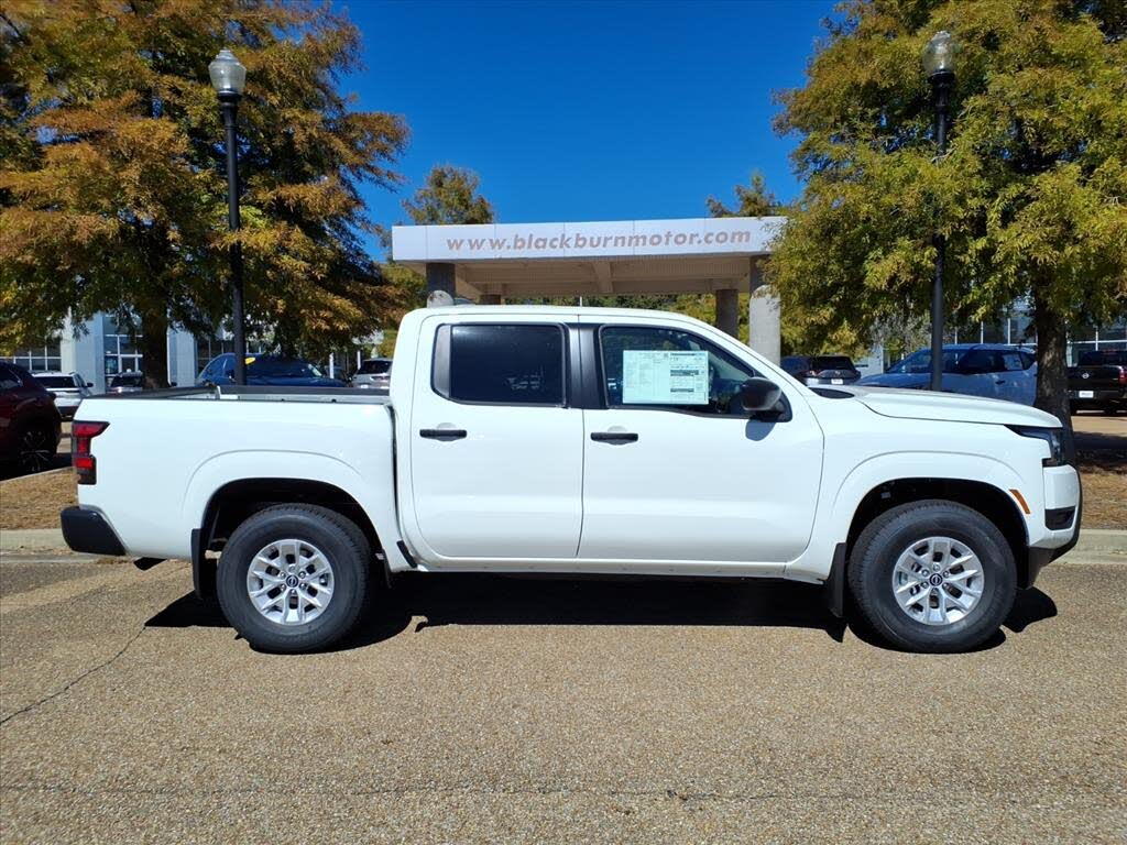 2026 Nissan Frontier S Crew Cab 4WD