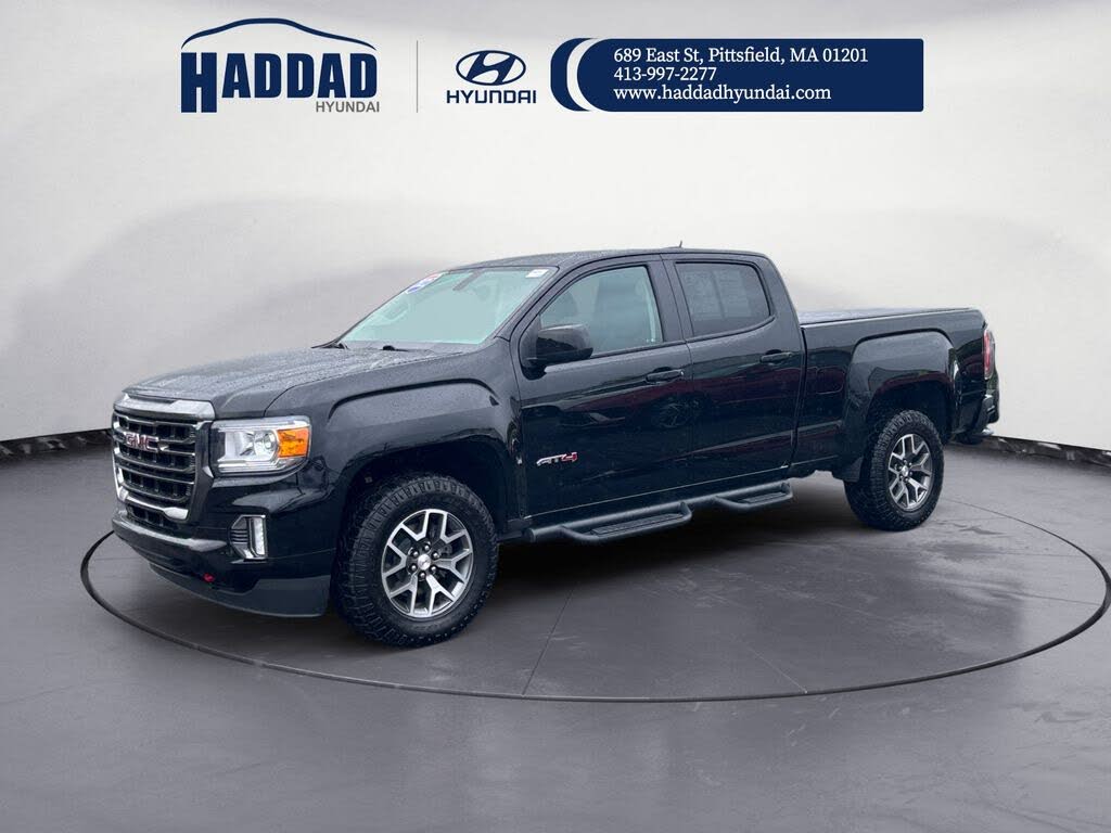 2022 GMC Canyon AT4 Crew Cab 4WD with Cloth