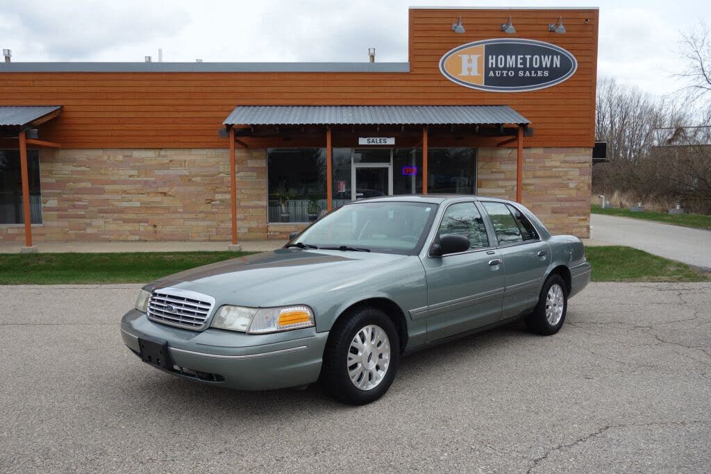 2005 Ford Crown Victoria LX