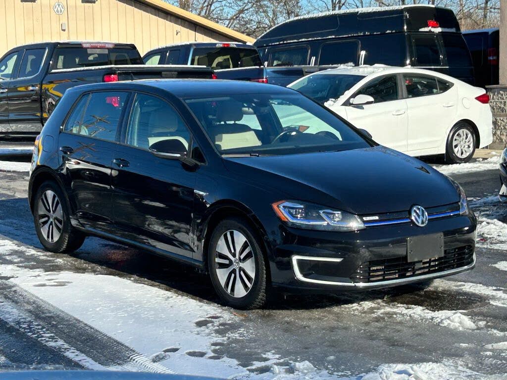2018 Volkswagen e-Golf SEL Premium FWD