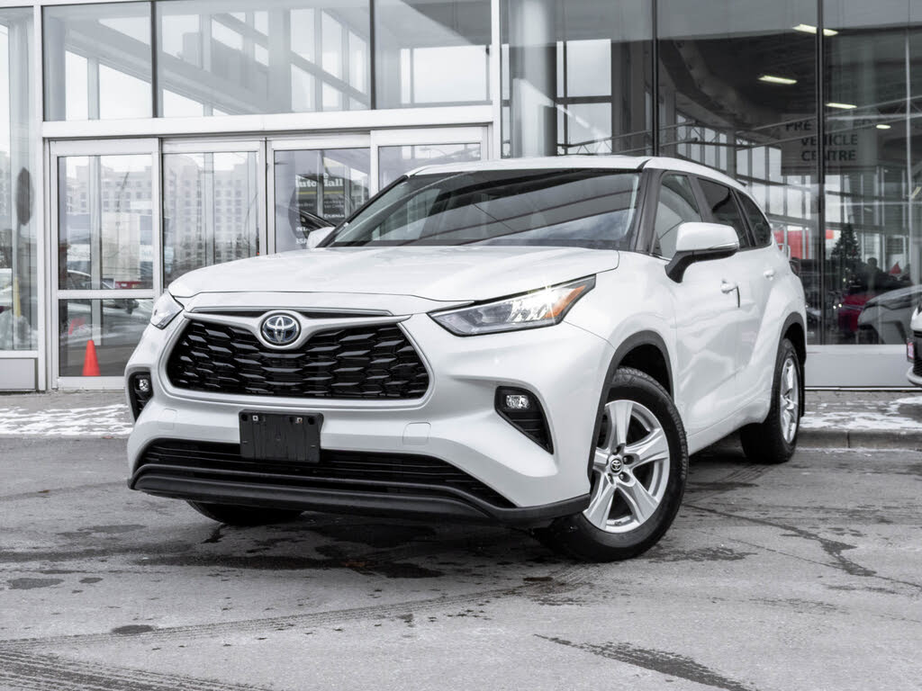 Toyota Highlander Hybrid LE AWD 2024