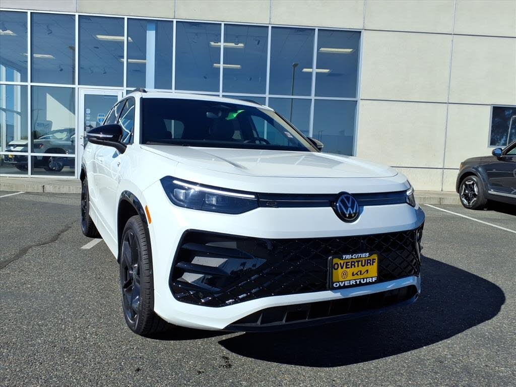 2025 Volkswagen Tiguan SE R-Line Black 4Motion