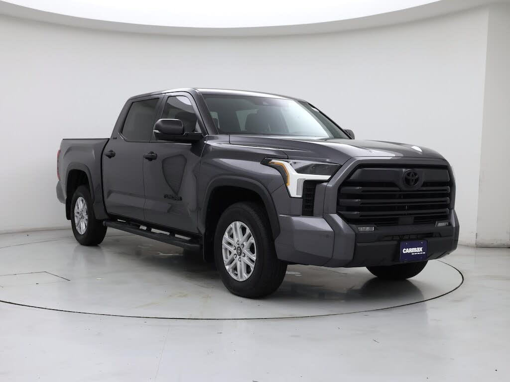 2025 Toyota Tundra SR5 CrewMax Cab 4WD