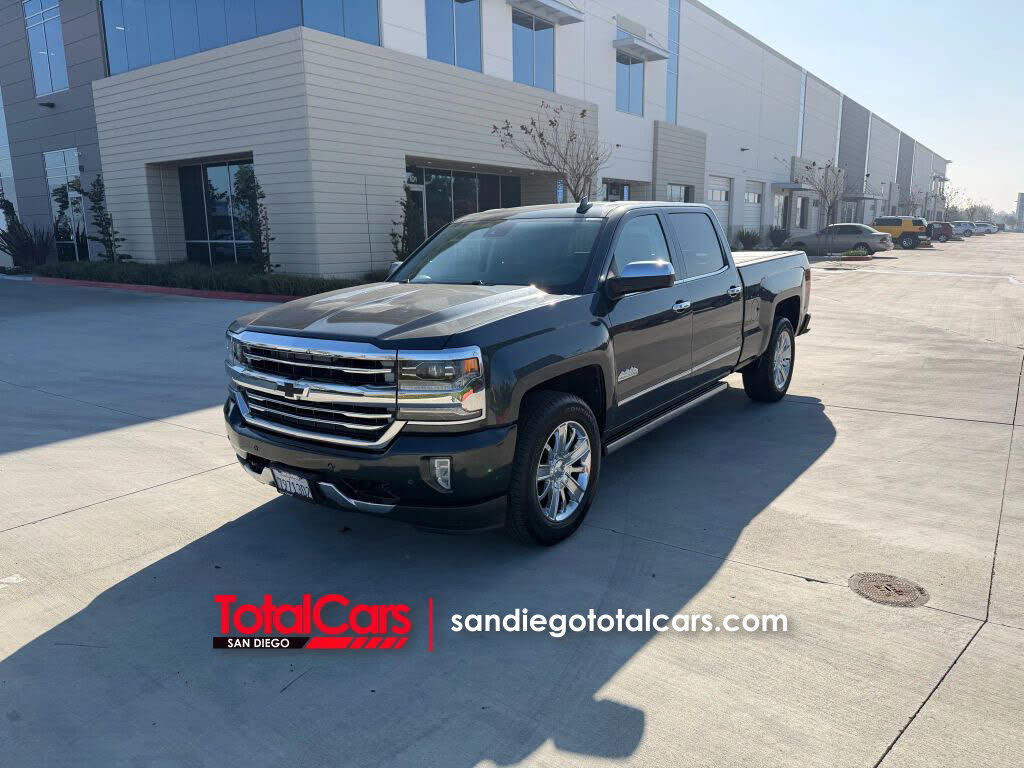 2017 Chevrolet Silverado 1500 High Country Crew Cab 4WD