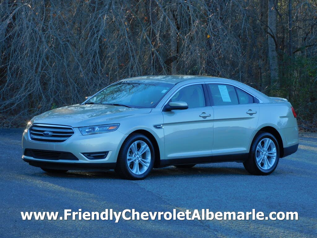 2017 Ford Taurus SEL