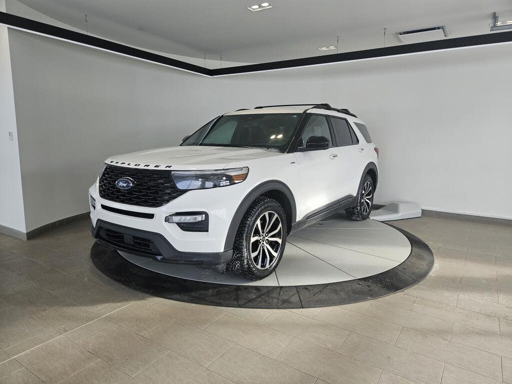 2022 Ford Explorer ST-Line AWD
