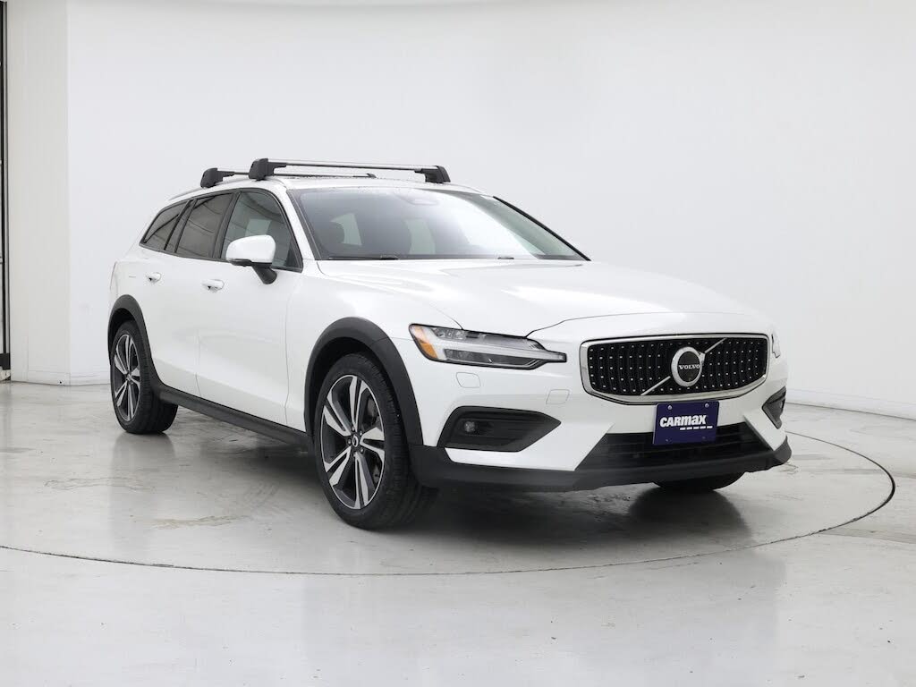 2024 Volvo V60 Cross Country B5 Plus AWD