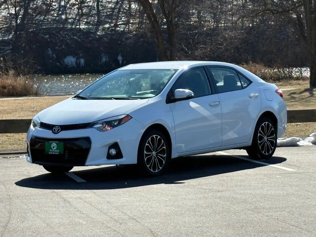 2015 Toyota Corolla S Plus
