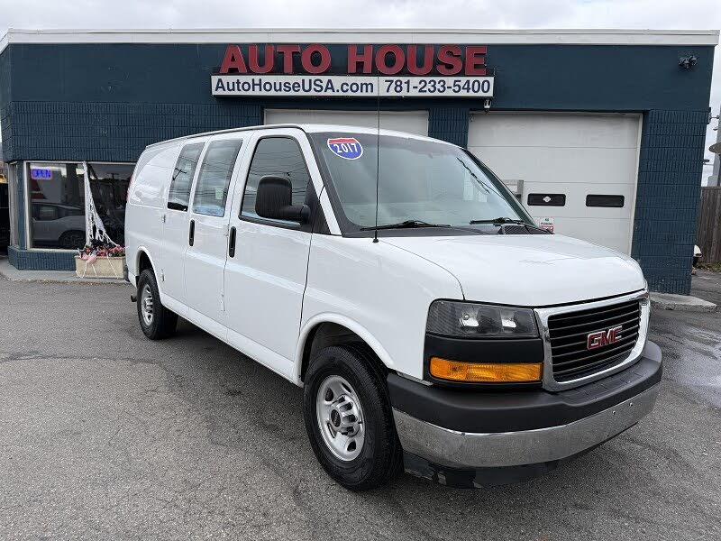 2017 GMC Savana Cargo 2500 RWD