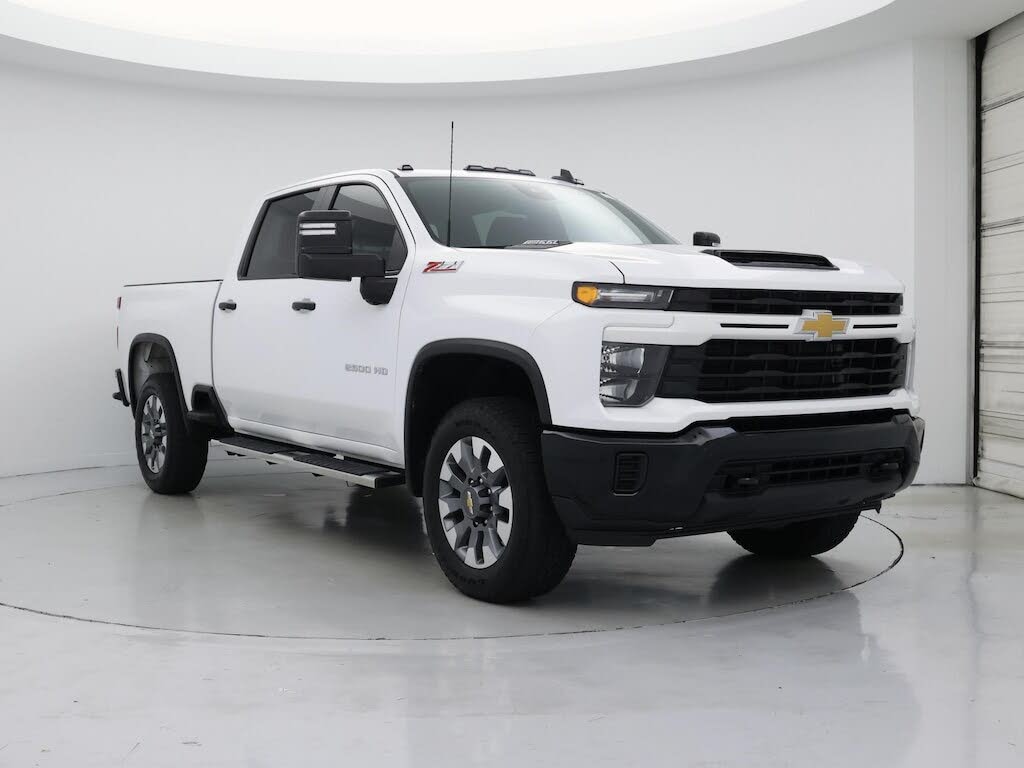 2025 Chevrolet Silverado 2500HD Custom Crew Cab 4WD