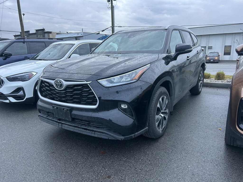 2025 Toyota Highlander XLE AWD