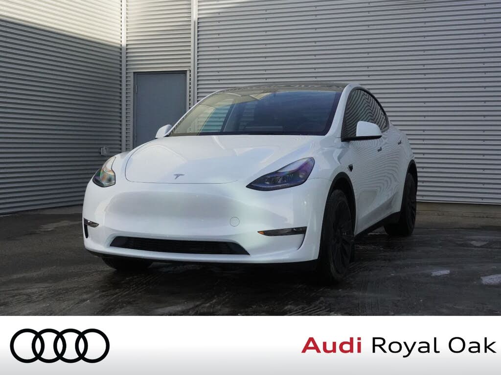 Tesla Model Y Long Range AWD 2023