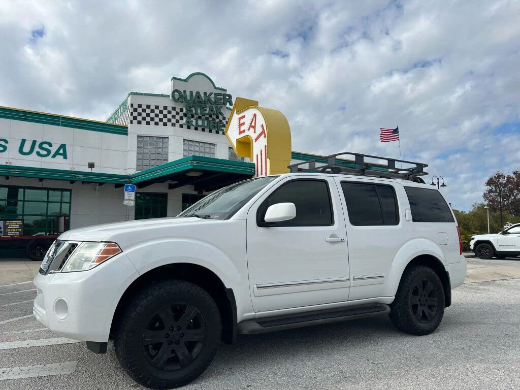 2012 Nissan Pathfinder Silver Edition 4WD