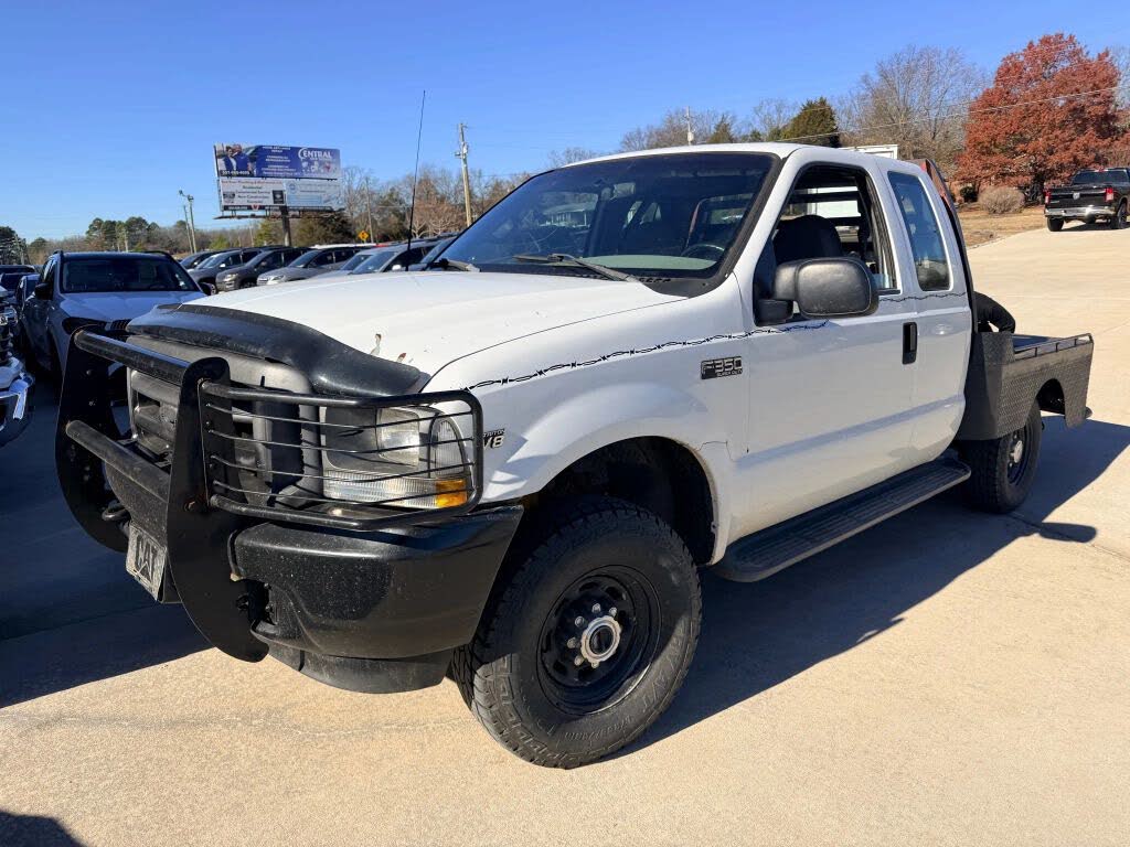 2002 Ford F-350 Super Duty XL Extended Cab SB 4WD