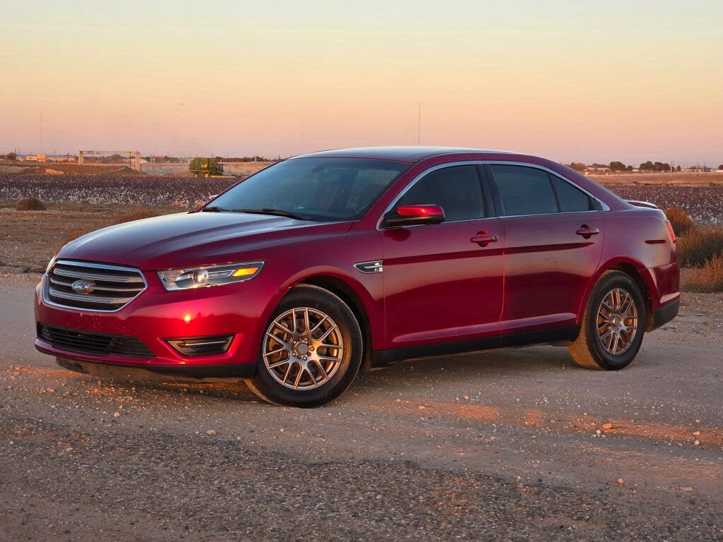 2016 Ford Taurus SEL