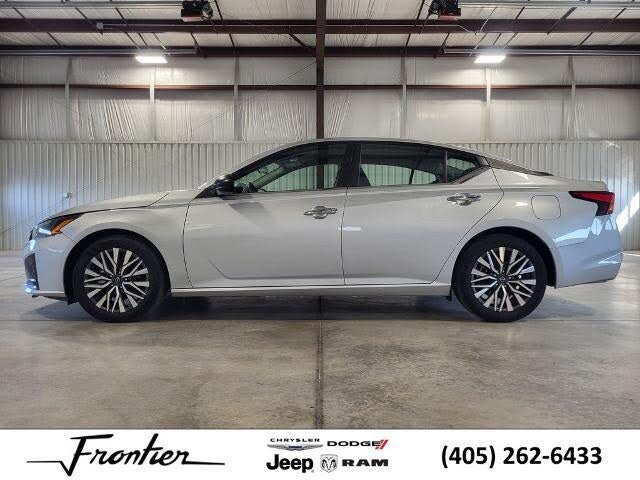 2024 Nissan Altima 2.5 SV FWD