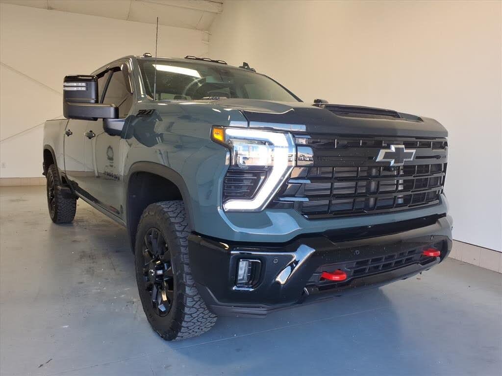 2025 Chevrolet Silverado 2500HD LTZ Crew Cab 4WD