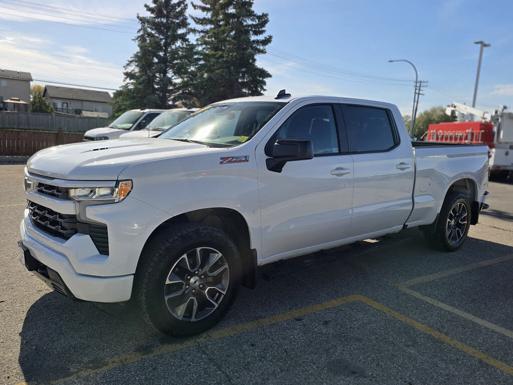 Chevrolet Silverado 1500 RST Crew Cab 4WD 2023