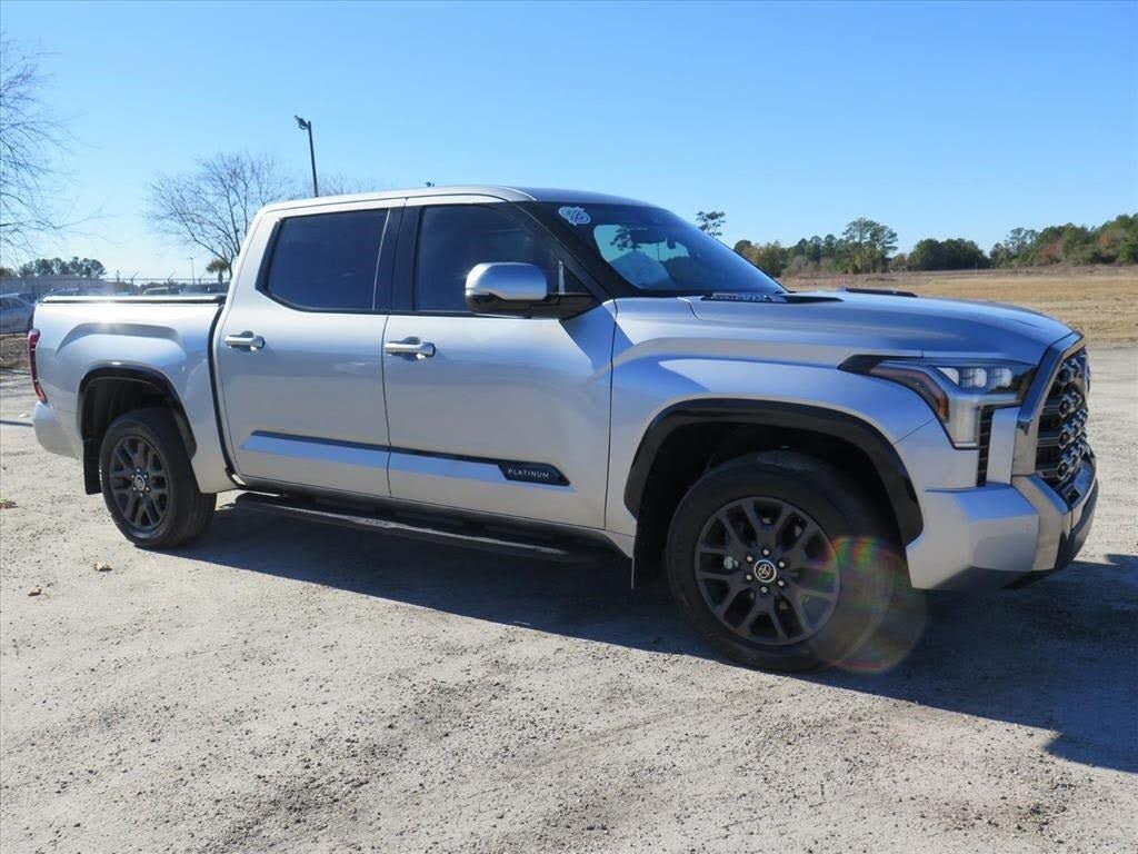 2023 Toyota Tundra Hybrid Platinum HV CrewMax Cab 4WD