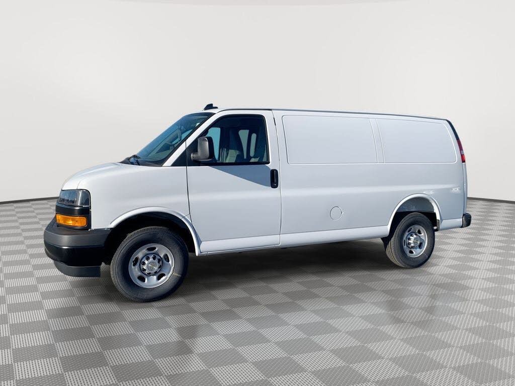 2025 Chevrolet Express Cargo 2500 RWD
