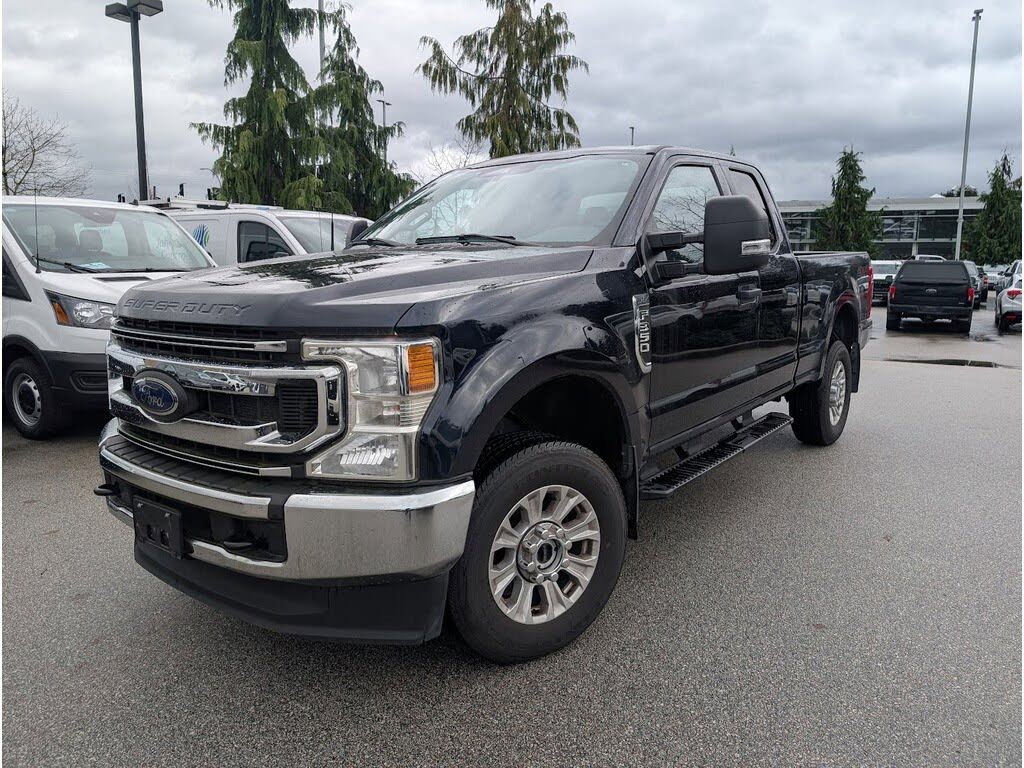 2022 Ford F-350 Super Duty XLT SuperCab 4WD