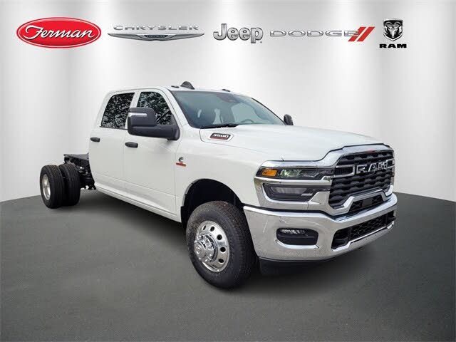 2026 RAM 3500 Chassis Tradesman Crew Cab LB DRW 4WD