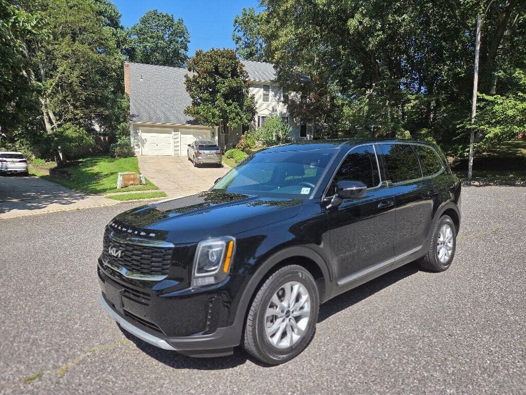 2022 Kia Telluride LX AWD