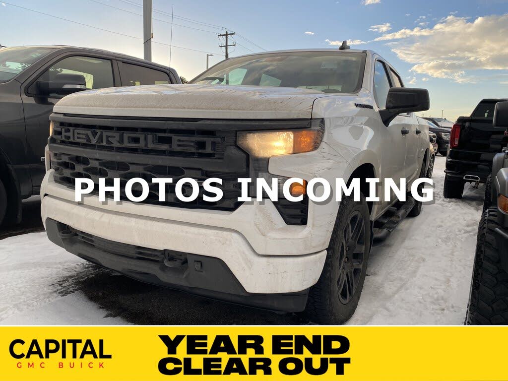 Chevrolet Silverado 1500 Custom Crew Cab 4WD 2024
