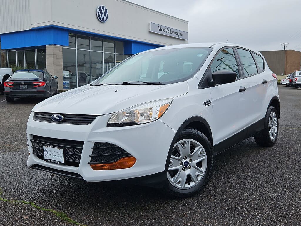 2016 Ford Escape S FWD