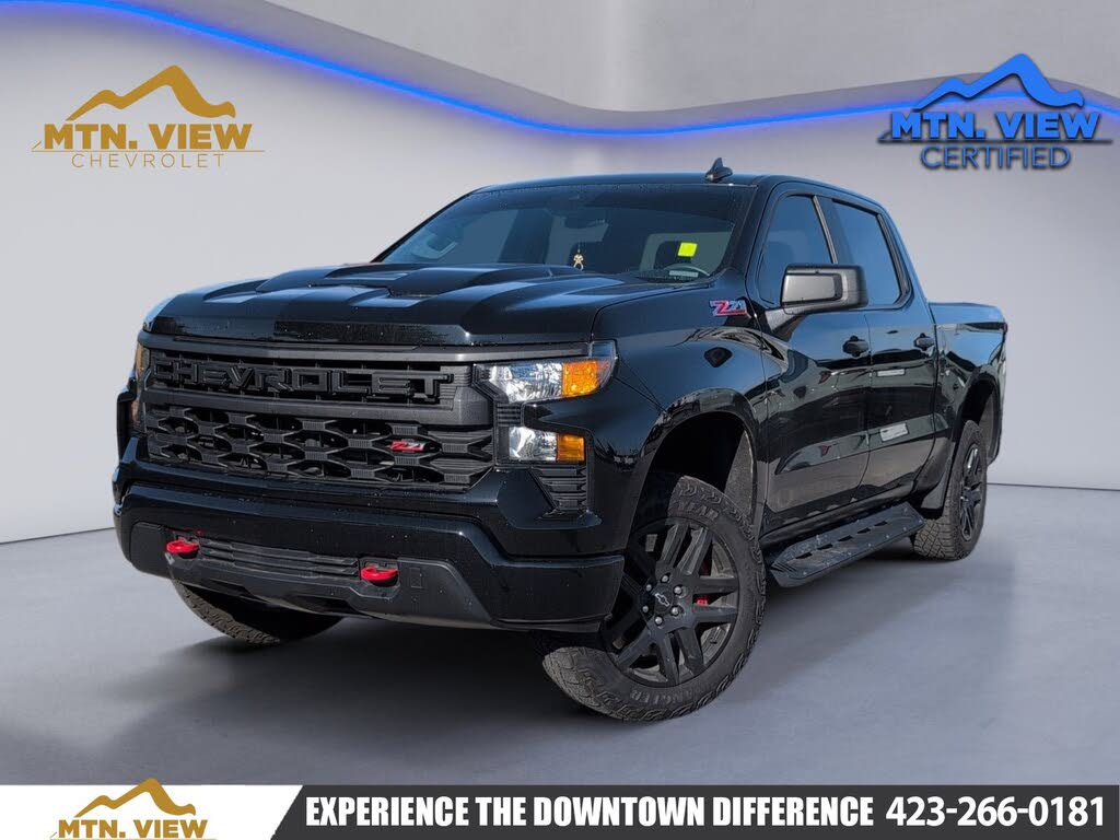 2024 Chevrolet Silverado 1500 Custom Trail Boss Crew Cab 4WD