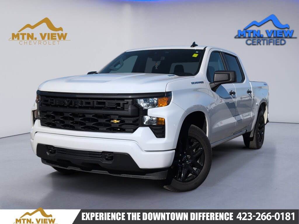 2025 Chevrolet Silverado 1500 Custom Crew Cab 4WD